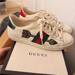 Gucci White Sneakers with Red and Green Stripes